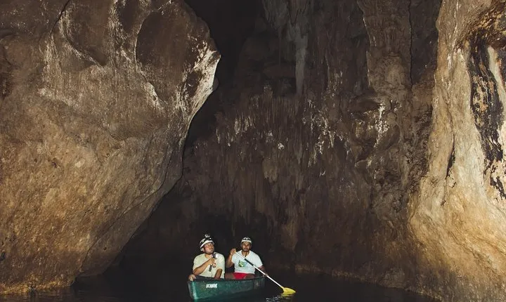 Cave Canoeing at Barton Creek Cave 