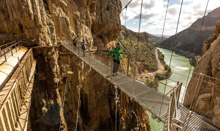 Caminito del Rey and Ardales Guided Tour from Costa del Sol
