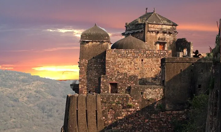 Transfers to Ranthambore Fort and Ganesh Temple in a Gypsy / Car