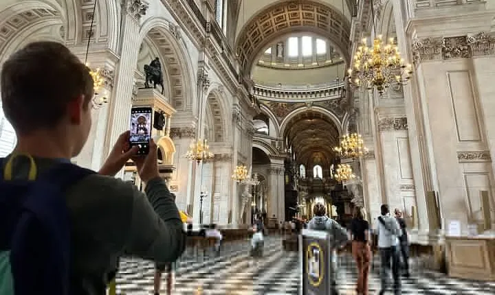 St Paul Cathedral City of London Private Tour Kids and Families