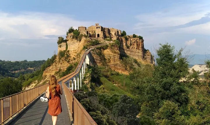 PRIVATE Civita di Bagnoregio and Orvieto Wine Tasting -Ebike tour