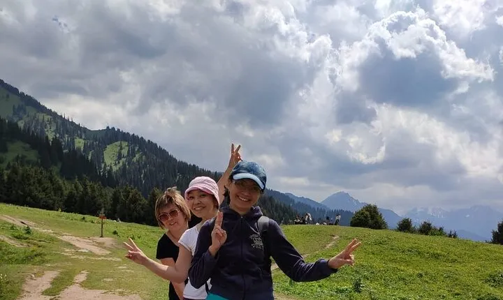 ALmaty mountains hiking tour