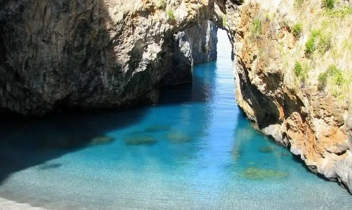 Full Day Secrets of Calabria Guided Excursion from Napoli