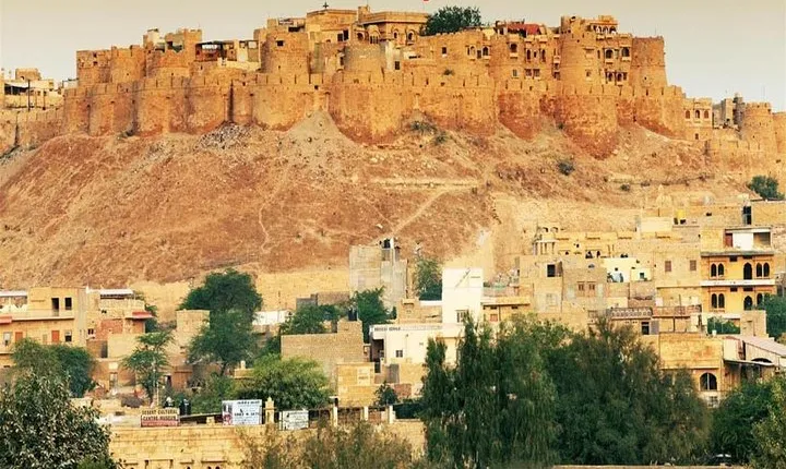 3-Day Private Tour of Jaisalmer with Desert Camp Experience