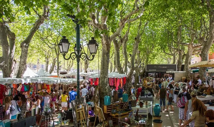 Explore City Highlights Tour In Luxury Vehicle in French Riviera