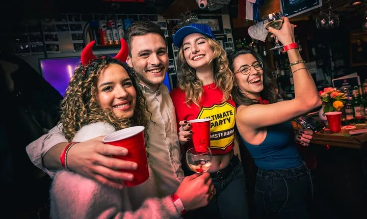 Amsterdam Red Light District Pub Crawl