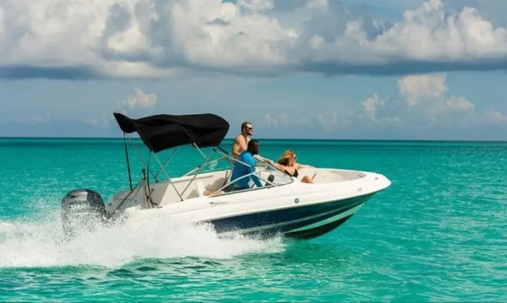 Luxury Private Speedboat Excursion Departing from Hurghada