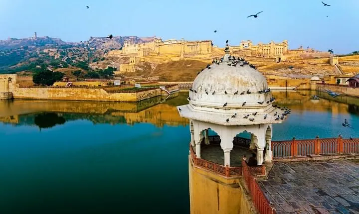 13 Days India's Iconic Landmarks tour with Varanasi & Mumbai