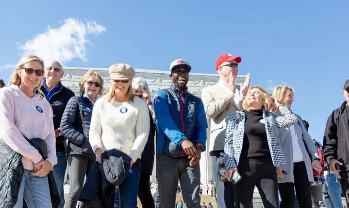 Washington DC Monument Tour by Bus – Top Landmarks in Half a Day
