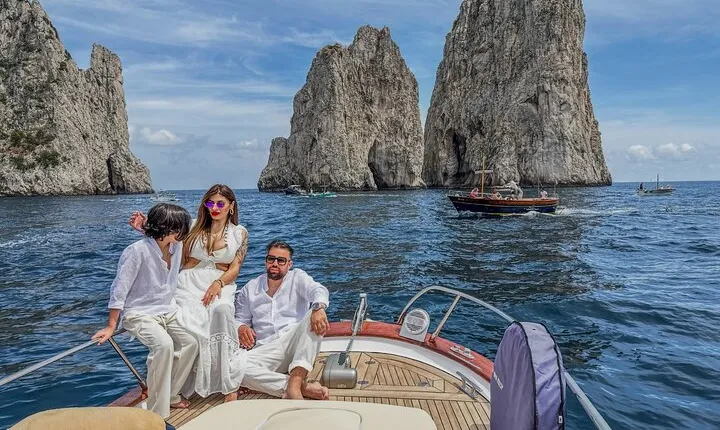 Capri Private boat tour with City Visit and Blue Grotto