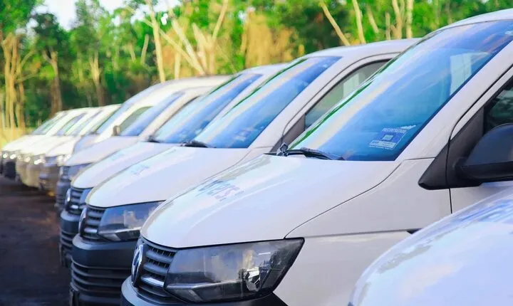 Cancun Shuttle: Airport to Hotel and Back! One way or Round trip