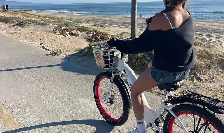 E-Bike LA Beach Tour from Redondo Beach Pier
