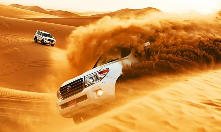 Desert Safari Experience with Dune Bashing and Dinner in Dubai