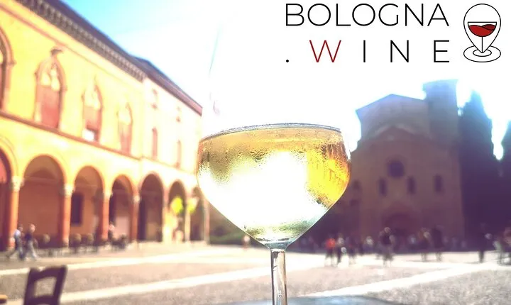 The downtown wine experience