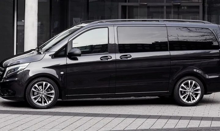 Marrakech Transfer from : to Casablanca Airport