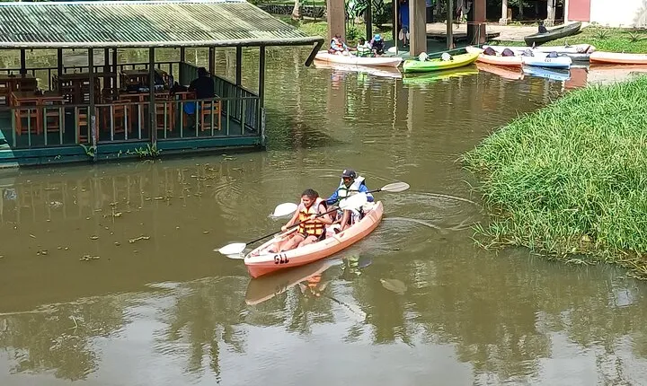 Gatun Lodge passday with Kayacs and Monkey Adventure