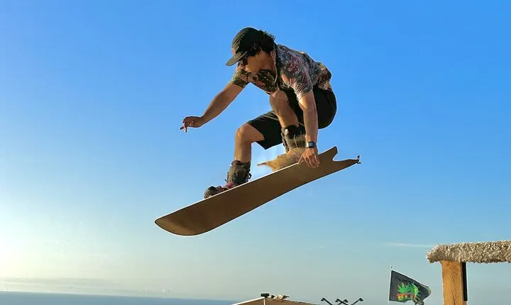 Sandboard activity in Iquique with transfer