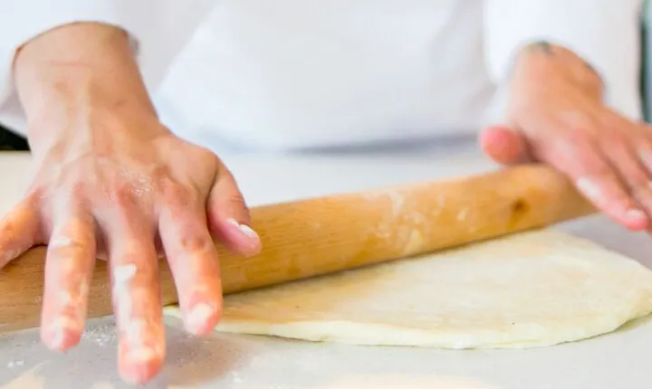 Authentic Pizza Making Class With Italian Chef in Rome