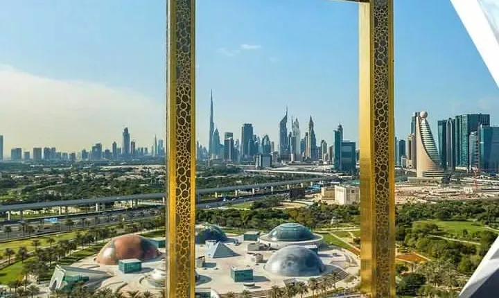 Dubai's Highlights: 4-Hour City Tour with Dubai Frame Ticket