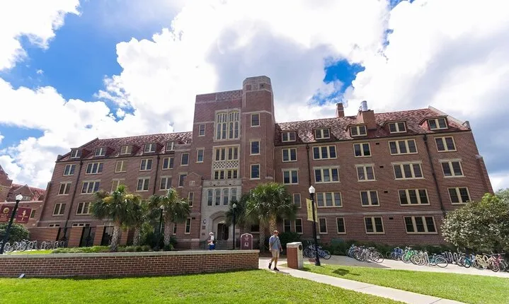 Self-Guided Scavenger Hunt: The Best of Florida's Capital