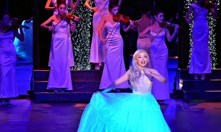 An evening at Bangkok’s Calypso Cabaret