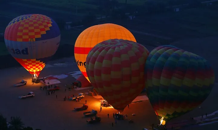 Luxury Sunrise Hot Air Balloon Rides in Luxor