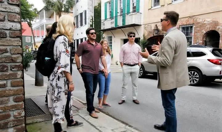 Charleston Historical Walking Tour: Pirates, Patriots, and More