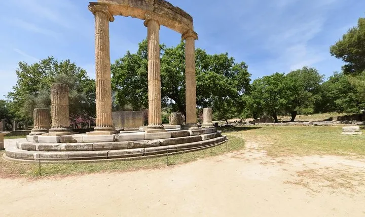 4-Days Argolis,Ancient Olympia,Delphi,Meteora private tour from Athens