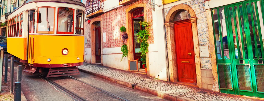 Escape Tour self-guided, interactive city challenge in Lisbon