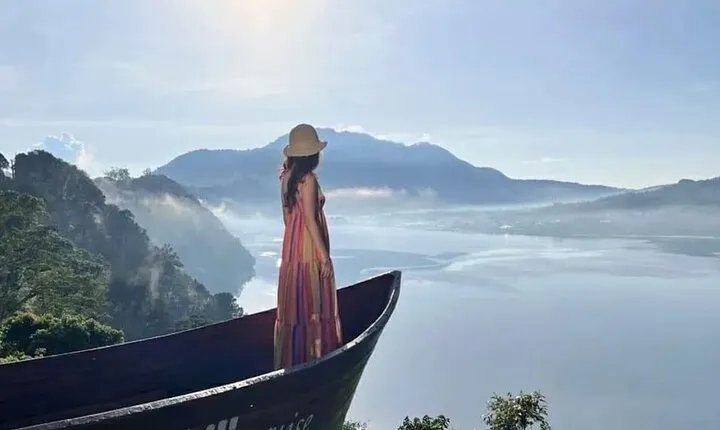 Private Tour: Jatiluwih Rice Terrace,Ulun danu and Banyu Mala Waterfall Tour