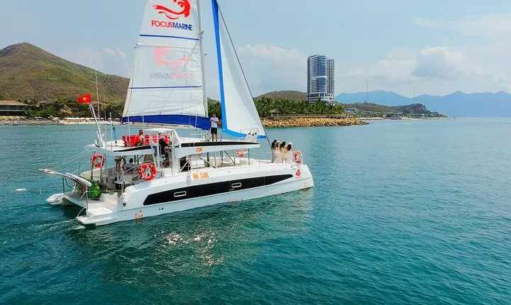 Yacht Tour in Nha Trang