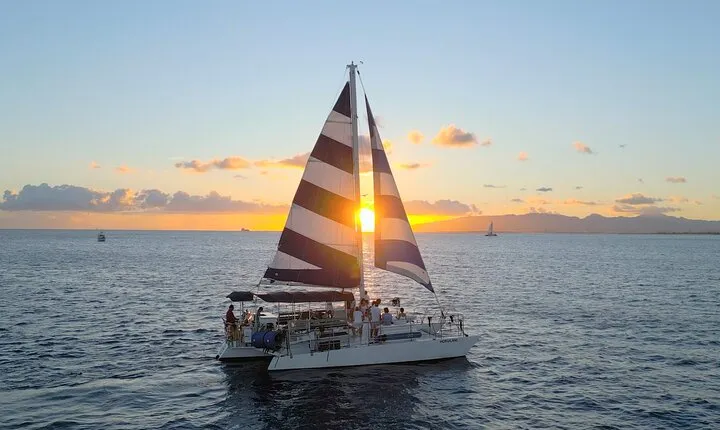 BYOB Waikiki Sunset Swim and Diamond Head Sailing