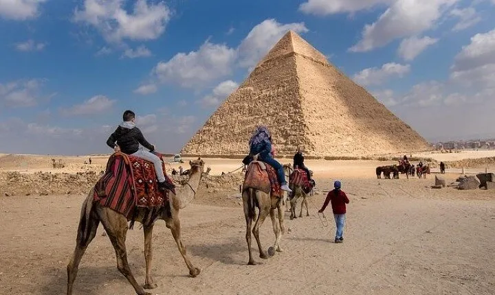 From Sharm el Sheikh: Full-Day Guided Tour to Cairo 