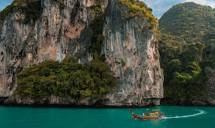 Phi Phi Islands Speedboat Day Tour Phuket/Krabi Inc Park Entrance