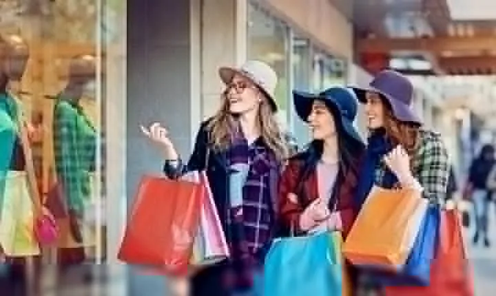 Private Chauffeur for shopping to "The Mall" and Prada Outlet (Space)