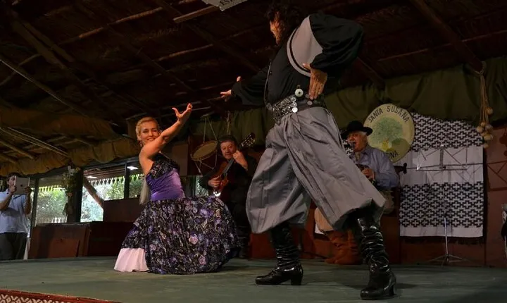 Country Day in Estancia Santa Susana from Buenos Aires.