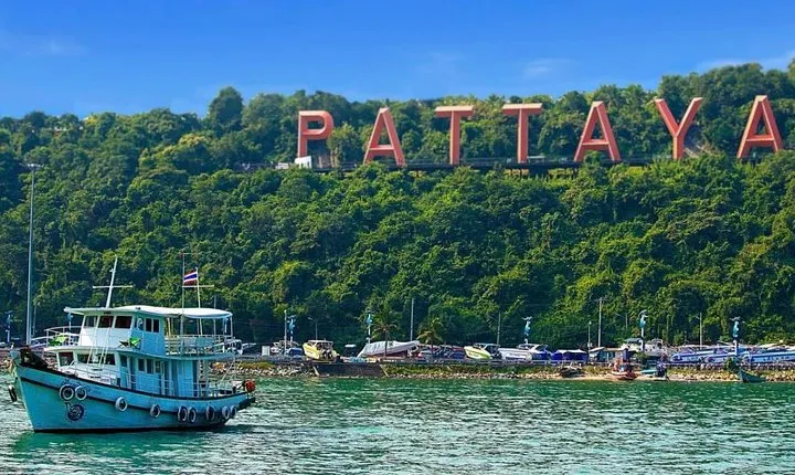 Hindu Selfie City & Temple Tours in Pattaya with Lunch(Indian, Vegetarian, Thai)