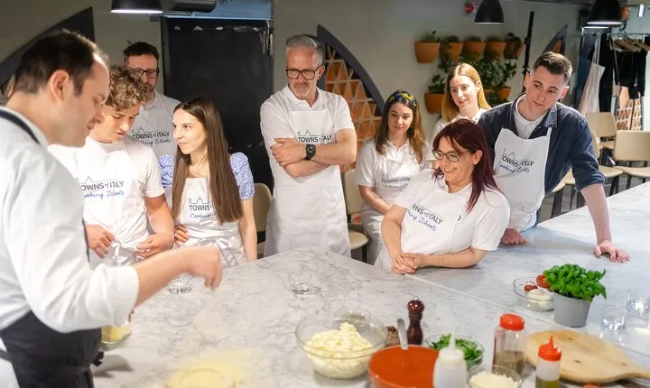 Milan Cooking Class: Authentic Pizza & Gelato Making