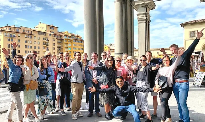 The Best tour in Florence: Renaissance & Medici Tales - guided by a STORYTELLER