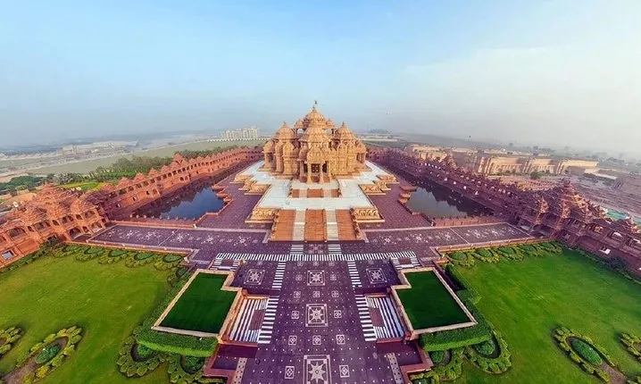 Akshardham Temple Tour With Exhibition & Water Show 