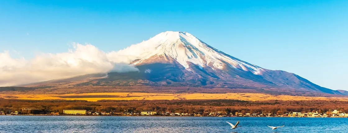 1-day tour to Mt. Fuji, Lake Kawaguchi, Yamanaka and Onsen