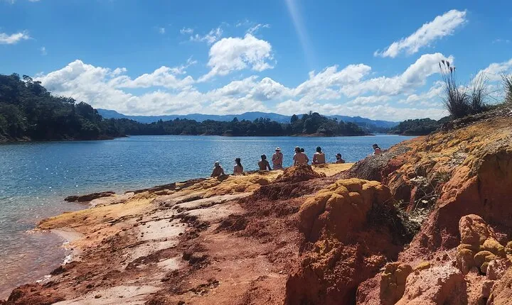 Private Beyond El Peñol Guatapé Tour and Ecoadventure with Lunch