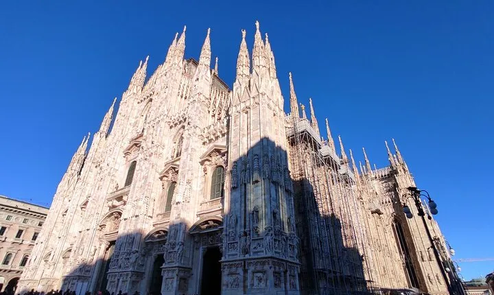 MILAN Private Tour: The Best Sights in the City Center