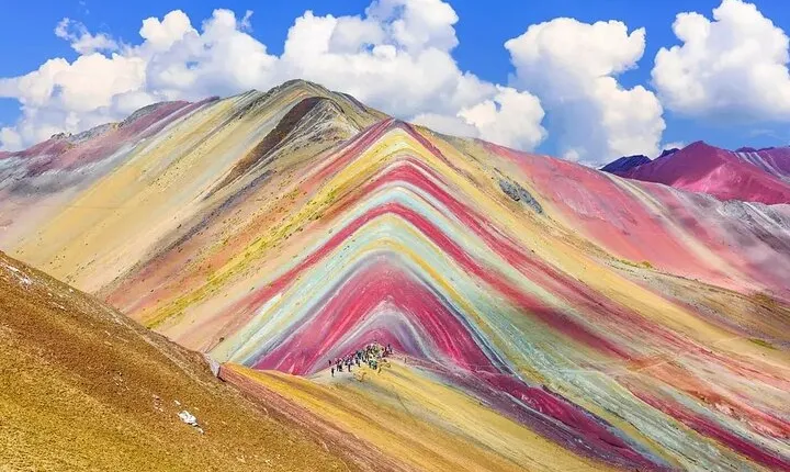 Full day: Trek to Rainbow Mountain from Cusco