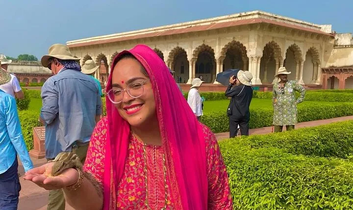 All Inclusive day trip to Taj Mahal Agra Fort from Delhi by Car