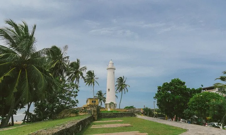 Bentota Water Sports and Galle Day Expedition from Colombo