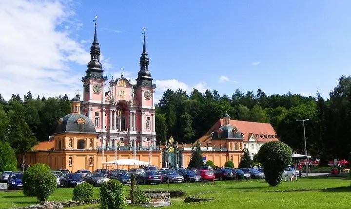 Gdansk Wolf’s Lair with St. Lipka and Mamerki Private Guided Tour