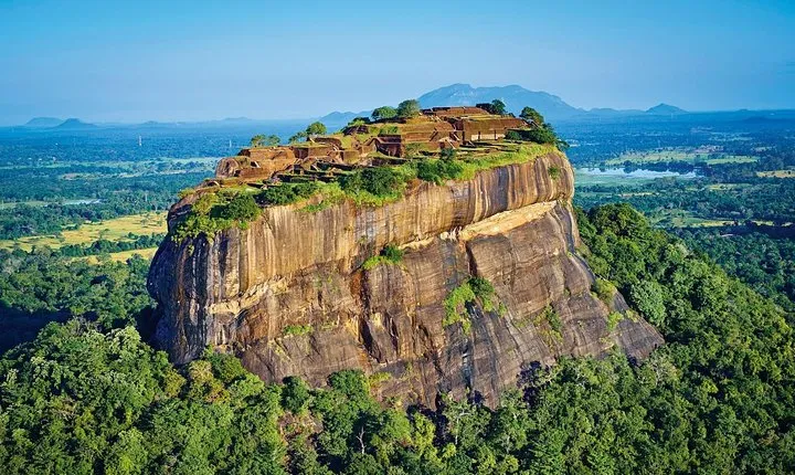 Sigiriya Rock Fortress and Dambulla Temple Day Tour From Kandy