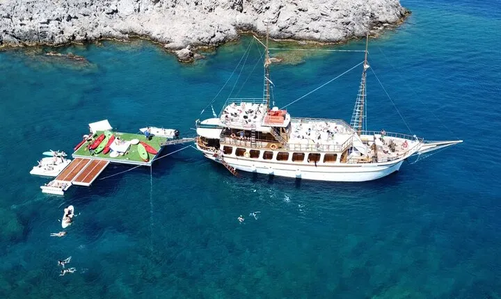 Rhodes Cruise - Fun in the Sun