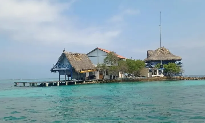 Rosario Islands and Playa Blanca Barù with Lunch
